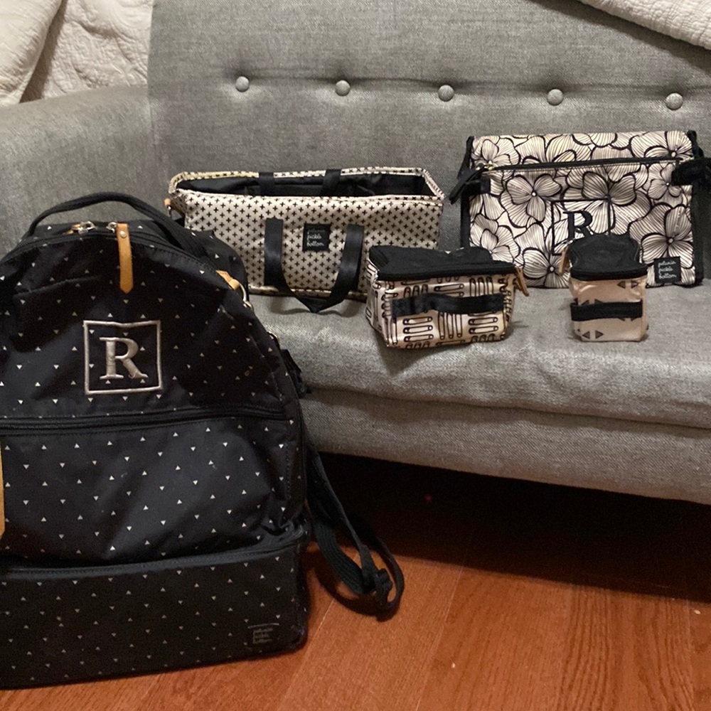 Petunia Pickle Bottom Diaper Backpack Lot Monogram “R” Black and Ivory